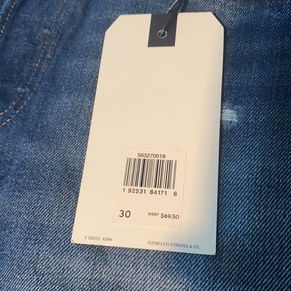 Levi’s Premium 501 signature shorts - Picture 2 of 3